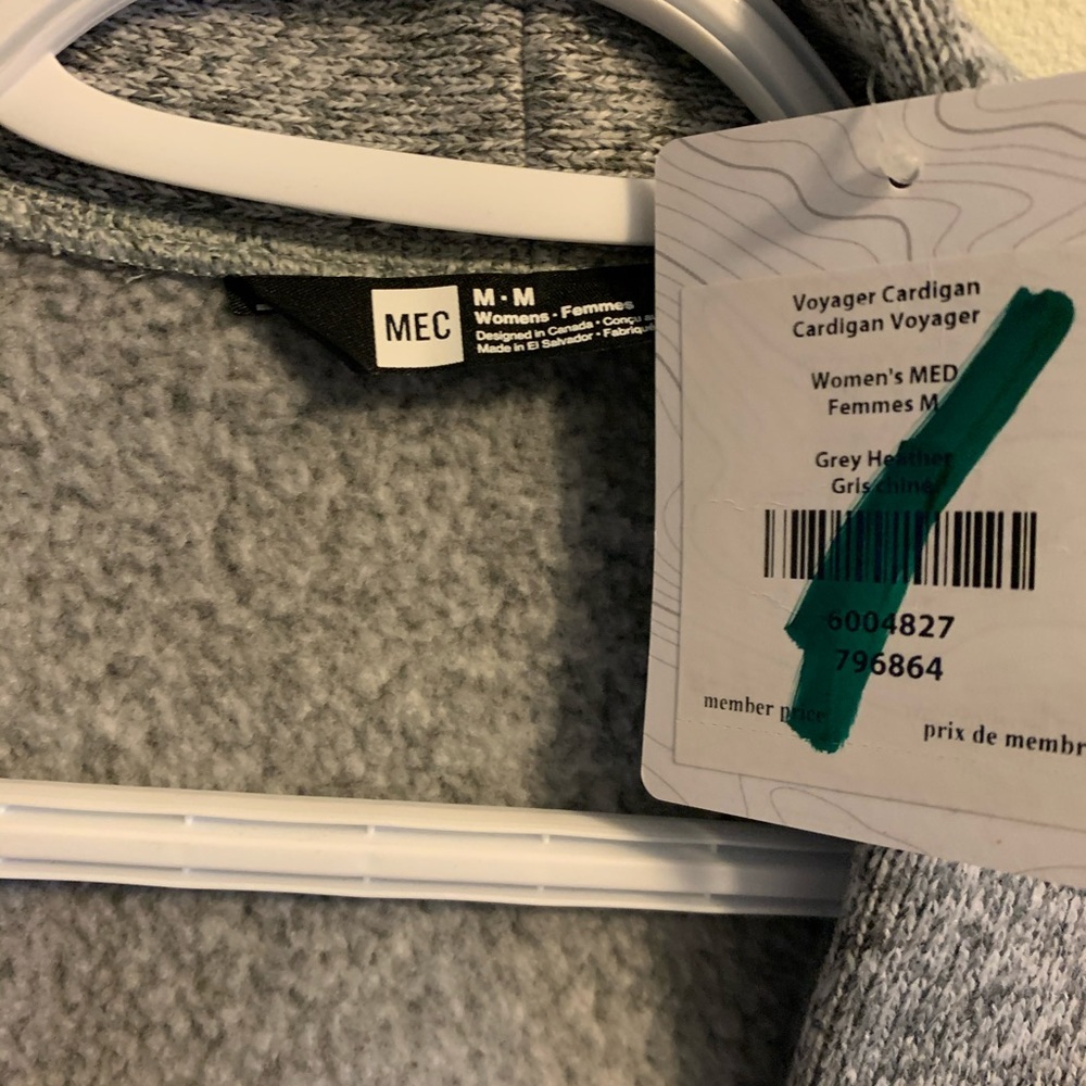 MEC Sweater - Picture 2 of 4